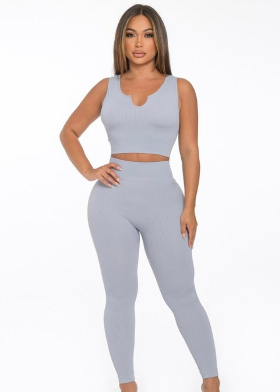Ashly Set